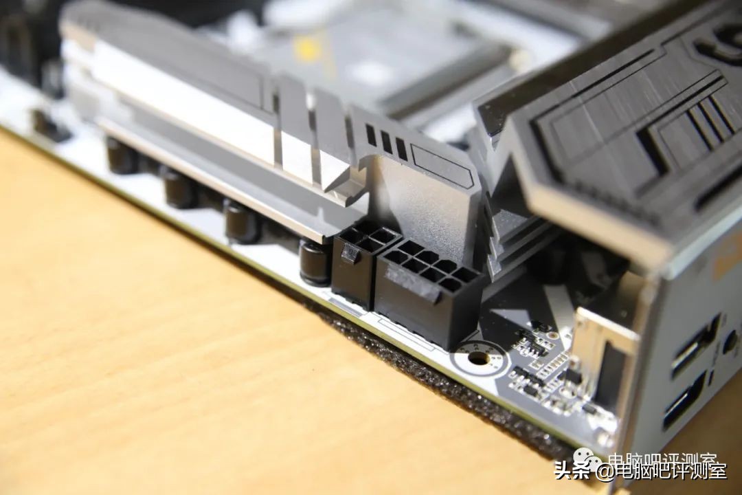 七彩虹b660m-hddeluxev20,七彩虹b660mgamingfrozen评测