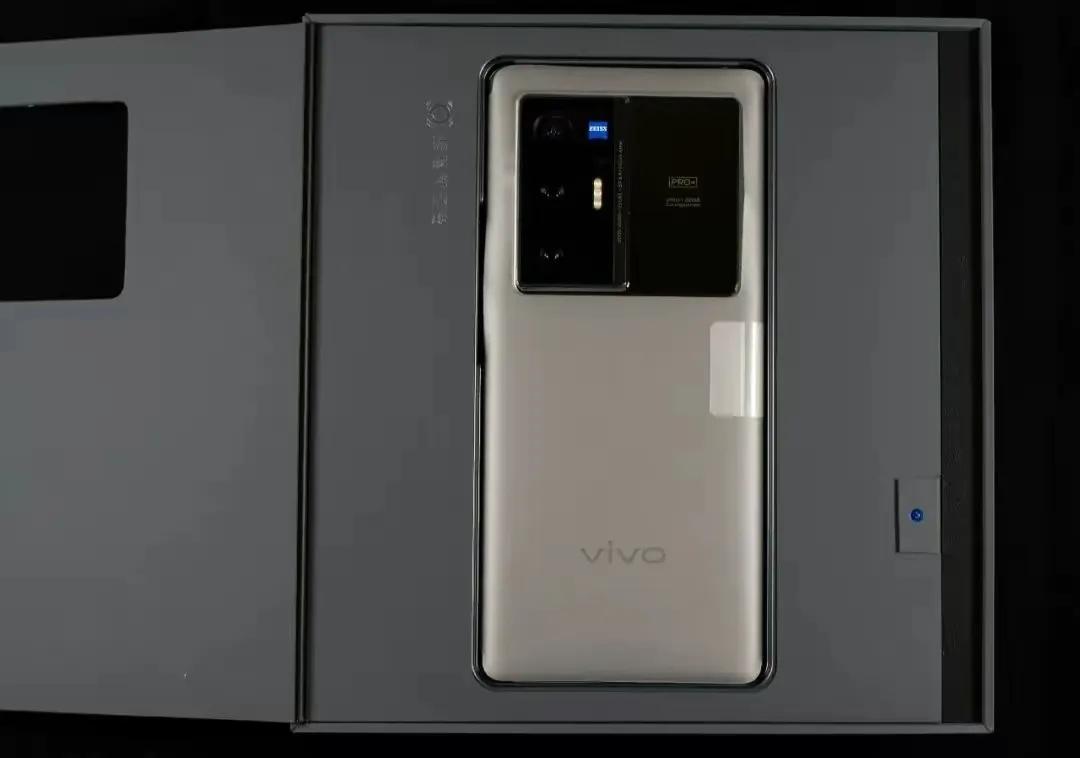 一般手机坏了需要多少钱才能修,全国联保手机坏了能免费修吗