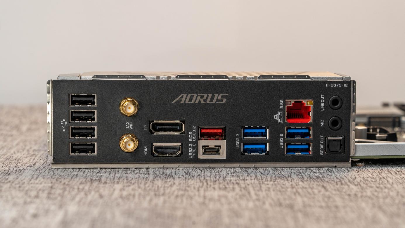 一块主板战两代CPU！——技嘉雪雕B660MAORUSPROAXDDR4装机体验