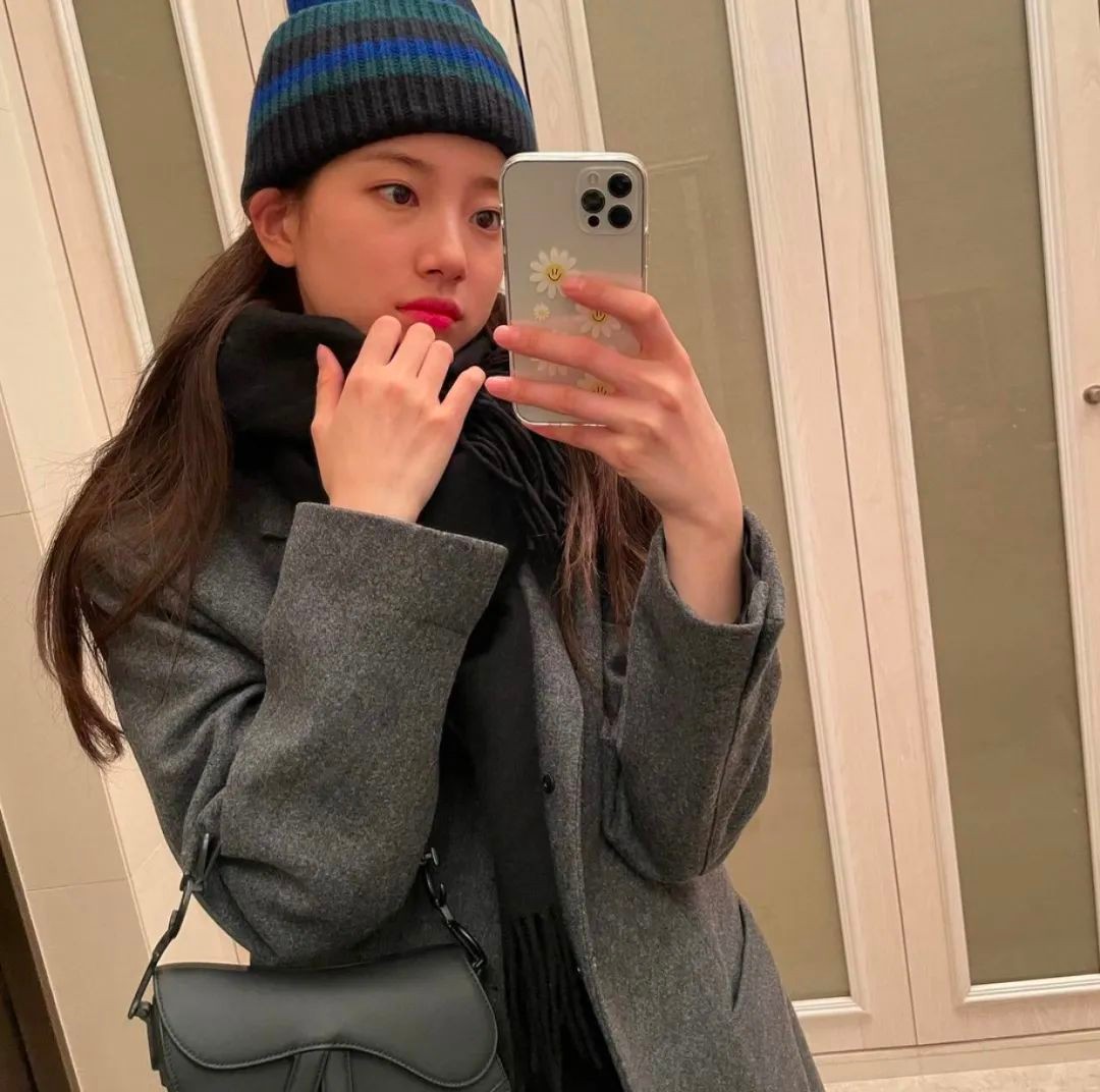 今日分享韩国女星秀智的衣柜，实用又百搭