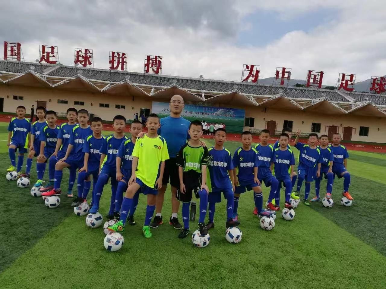 玉泉区：“梁”好少年在行动文明校园齐创建