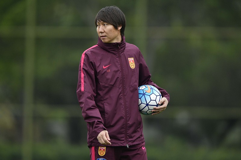 李铁案件持续发酵！02黄金一代球员被查，谢晖早有预料：干净一点