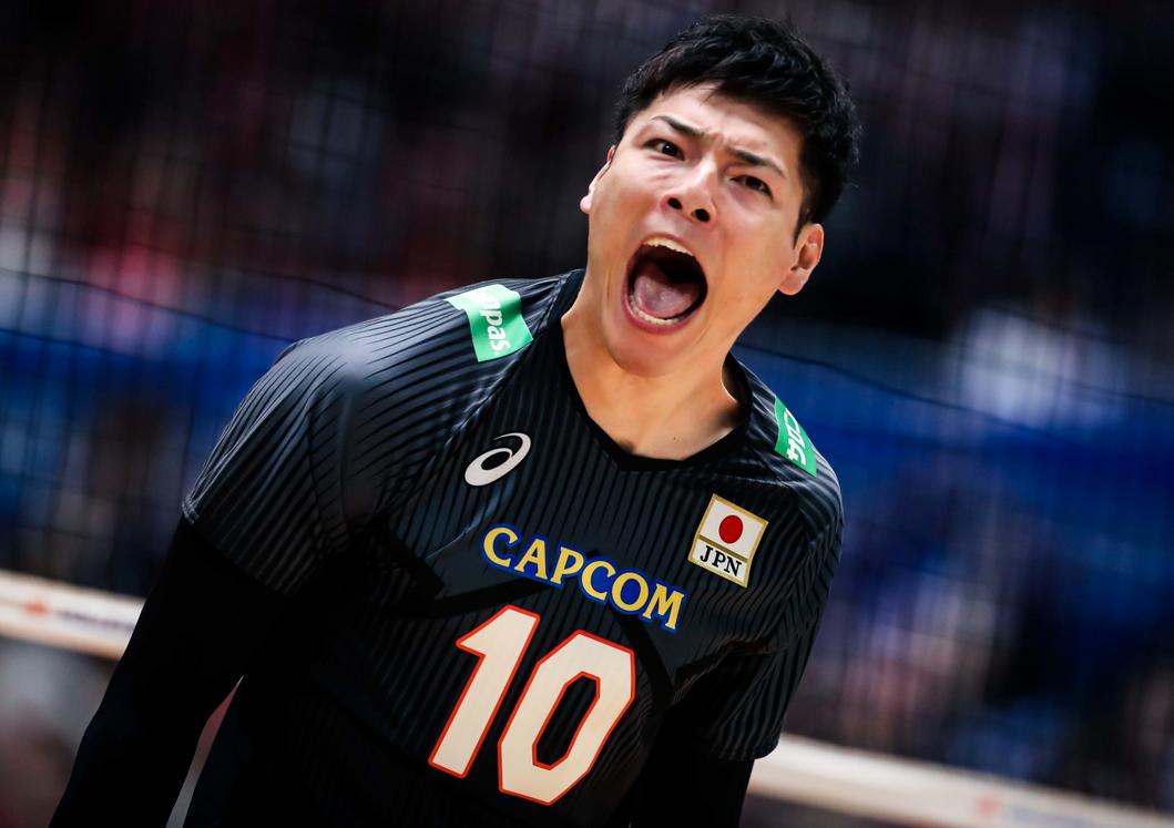 亚洲的荣光！0-1到3-1：日本队掀翻欧洲冠军，后者曾横扫中国队