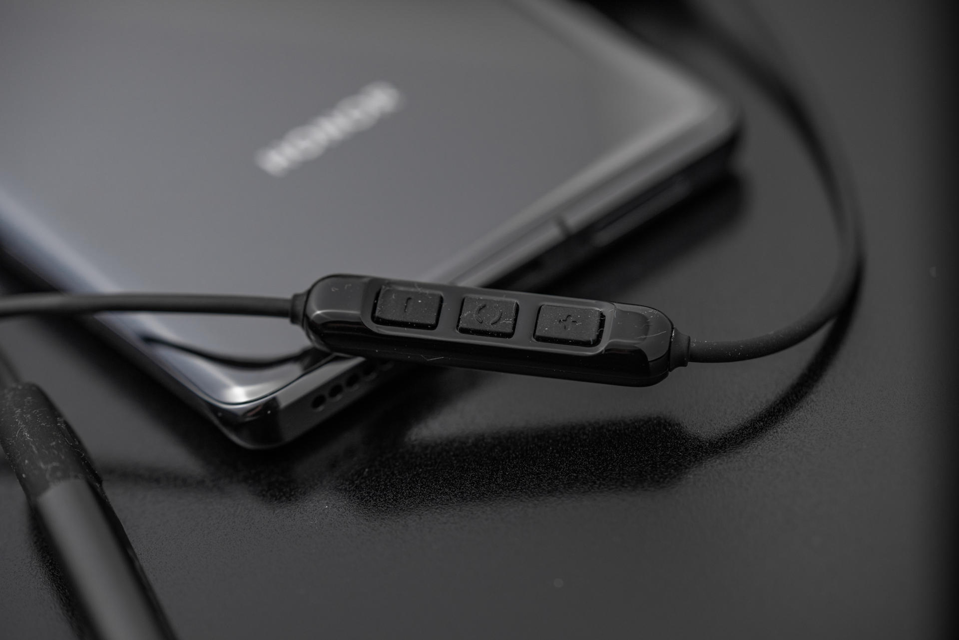 千元发烧级的无线耳机,千元发烧级hifi耳机