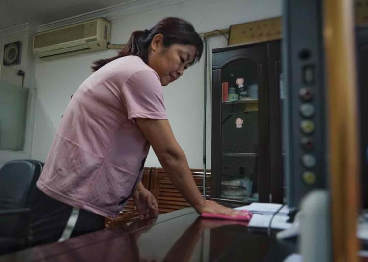 【普法：夫妻共同财产】雇主和保姆日久生情，有义务为继子买房吗