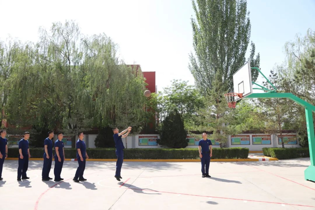 五一劳动节的过程步骤怎么写,五一劳动节要怎么过