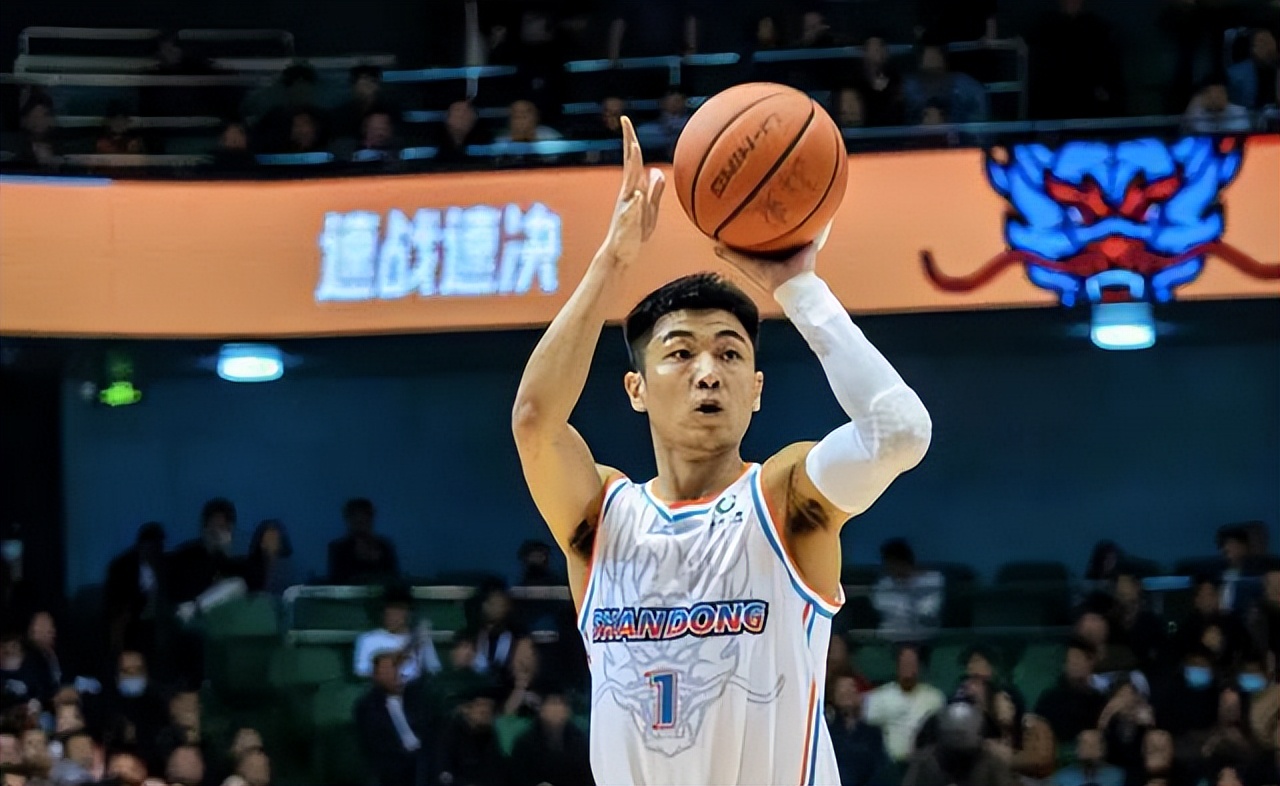 山东男篮迎来两大补强,山东男篮下赛季引援名单