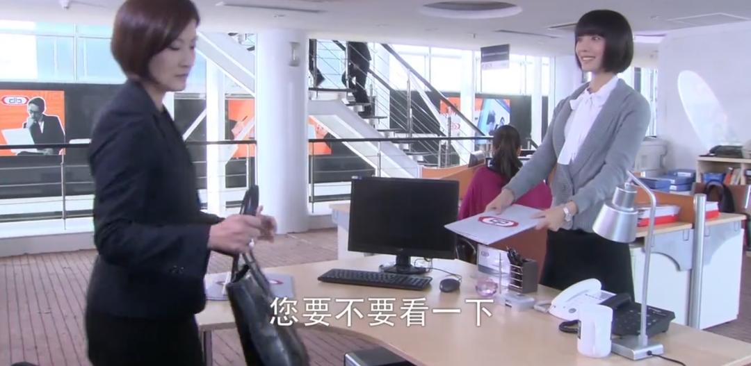 员工封闭式办公,开放式办公