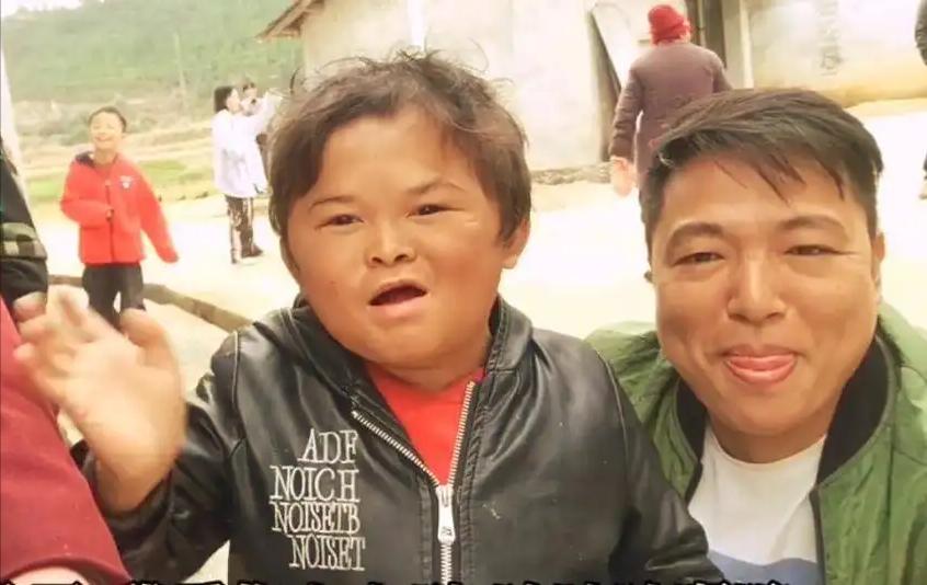 酷似马云的范小勤走红赚了多少钱,酷似马云的江西男童范小勤