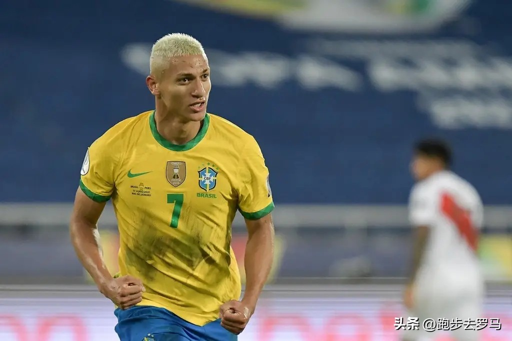 足坛史上参加过五届世界杯的巨星,盘点无缘世界杯的足球巨星们