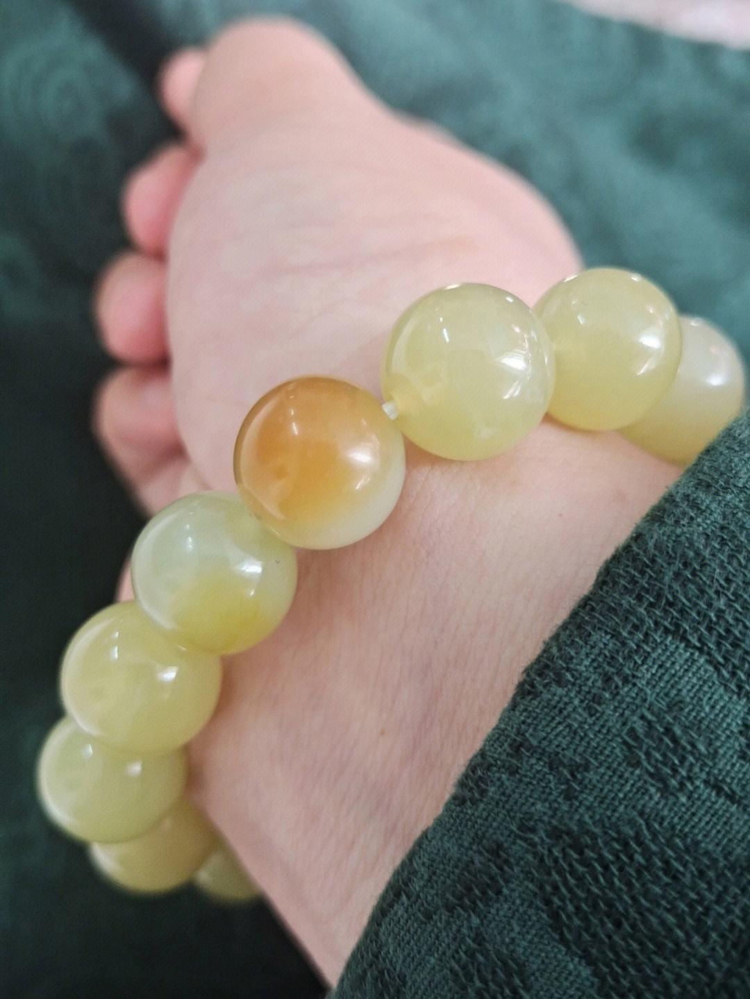 岫玉和和田玉有什么区别呢,岫玉和天然岫玉有什么区别