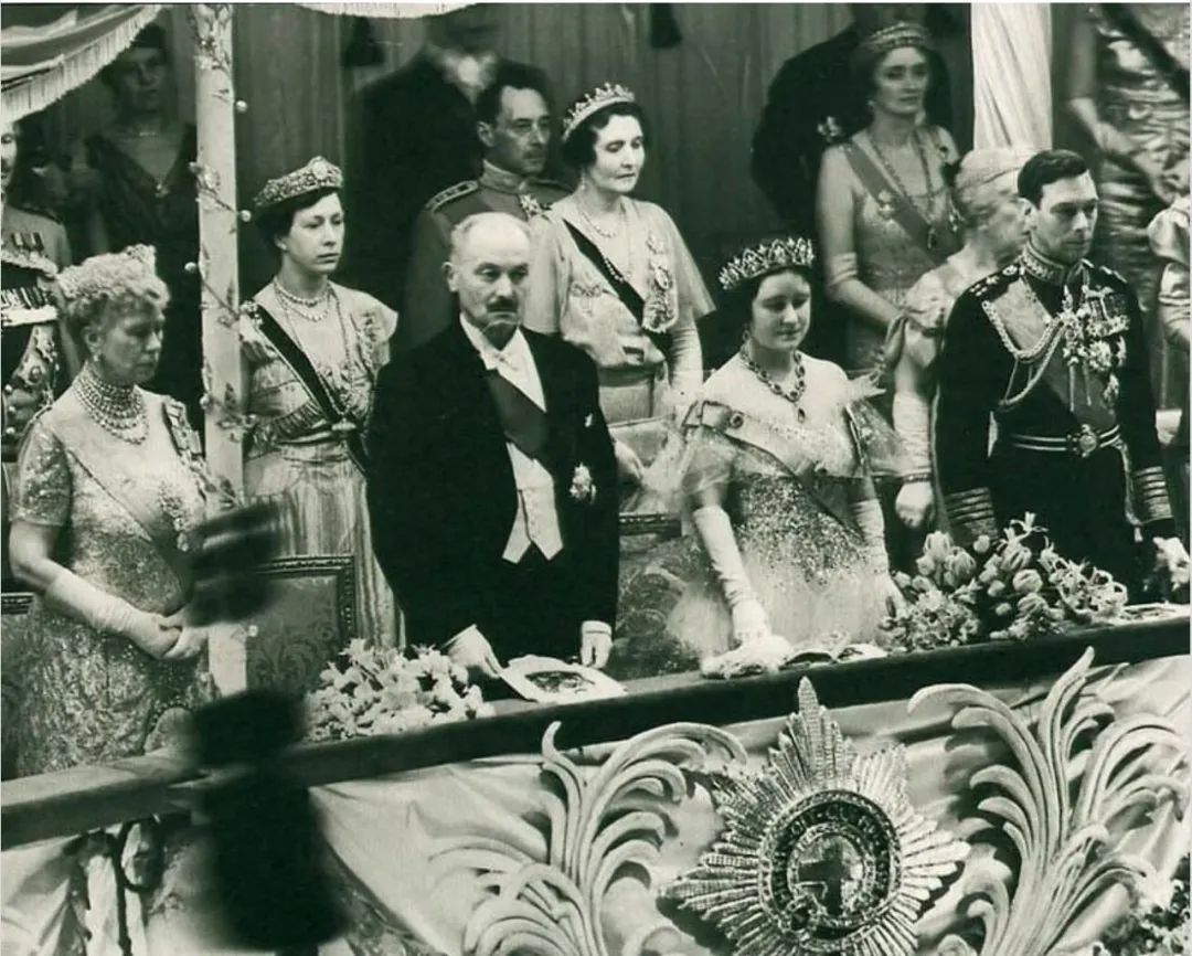 见证你投资眼光的时候到啦!王室最爱,拍卖必争的“宝石之王”你入手了吗?