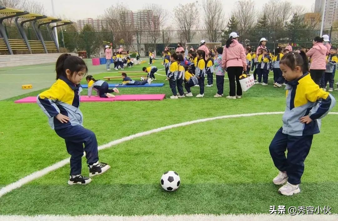 特色幼儿园嘉年华足球联赛,幼儿园足球嘉年华精彩瞬间