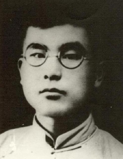 李克农遇国军上校，打了个招呼，周总理怒批李：他若暴露，你负责