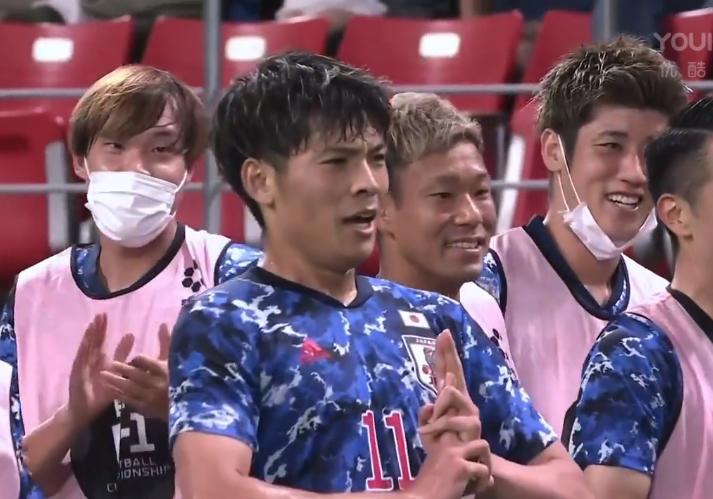 3-0！恭喜日本男足，东亚杯强势夺冠，韩国惨败，森保一变招奏效