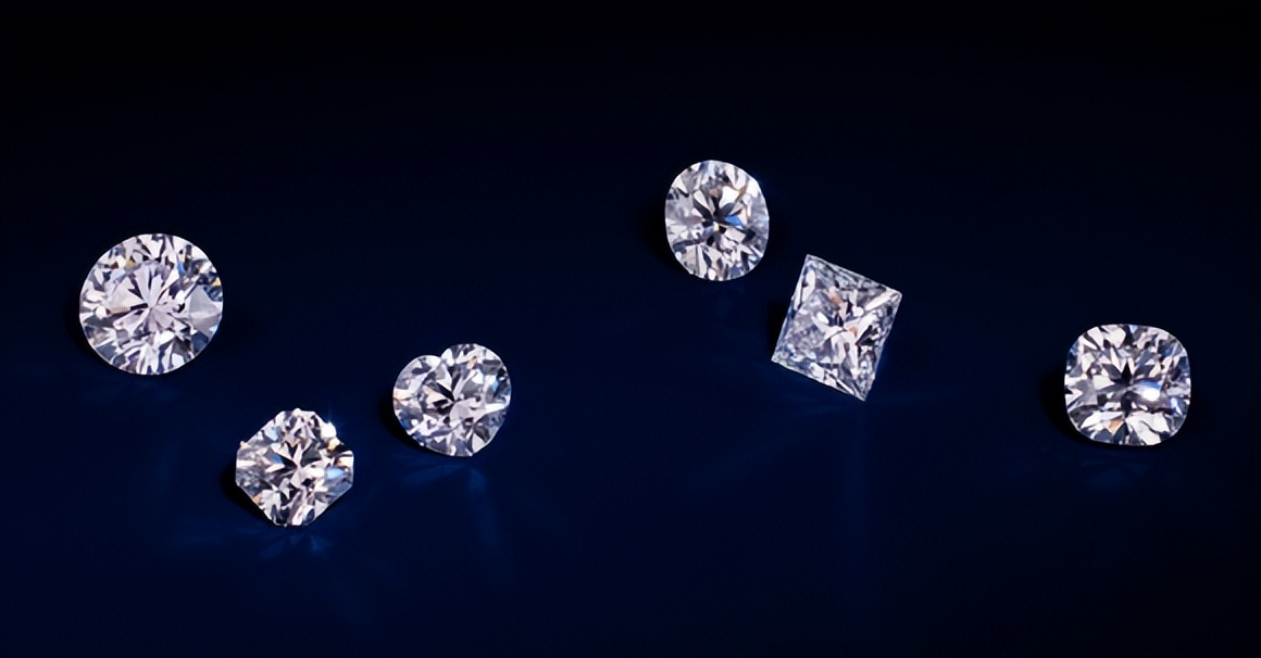 独特灵动的璀璨之星｜BlueNileAstor™系列钻石闪耀呈现