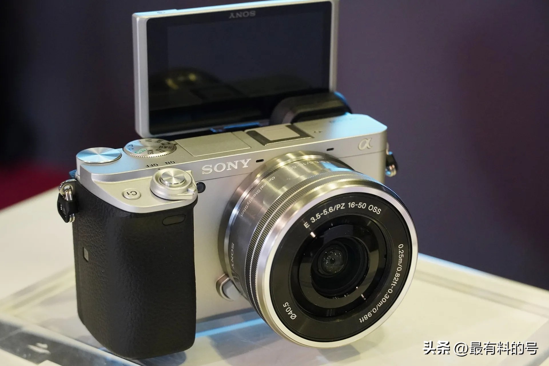 最值得购买的入门全画幅微单,全画幅半画幅微单哪个会更好一点