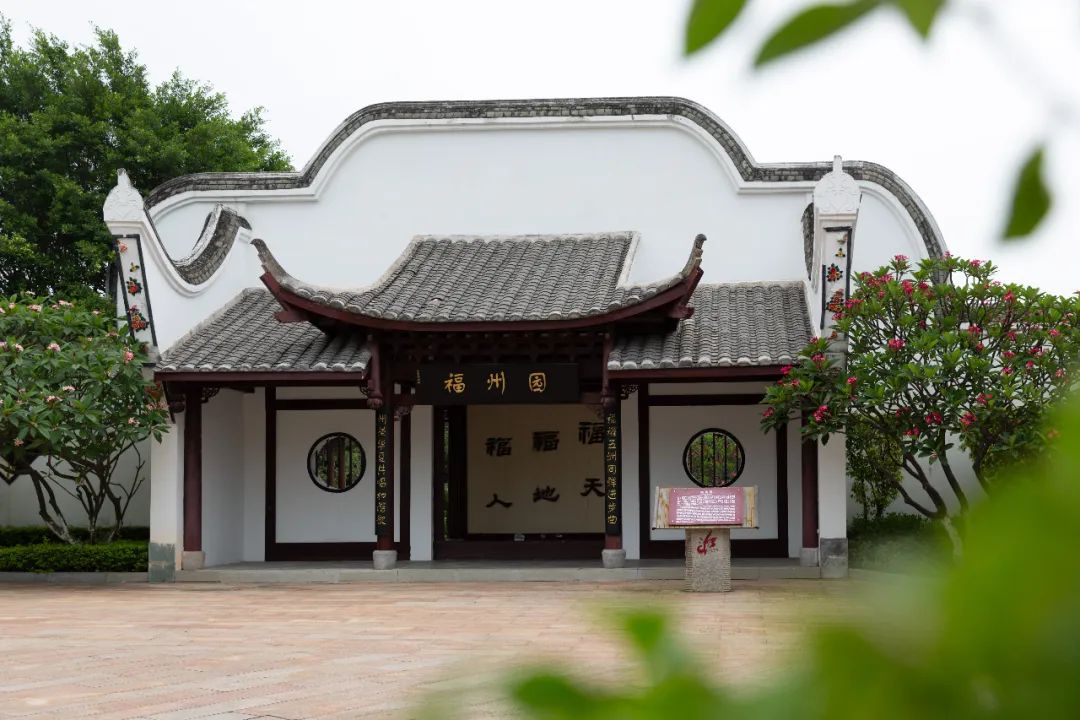 来厦门旅游订不到酒店,去厦门玩住不住鼓浪屿