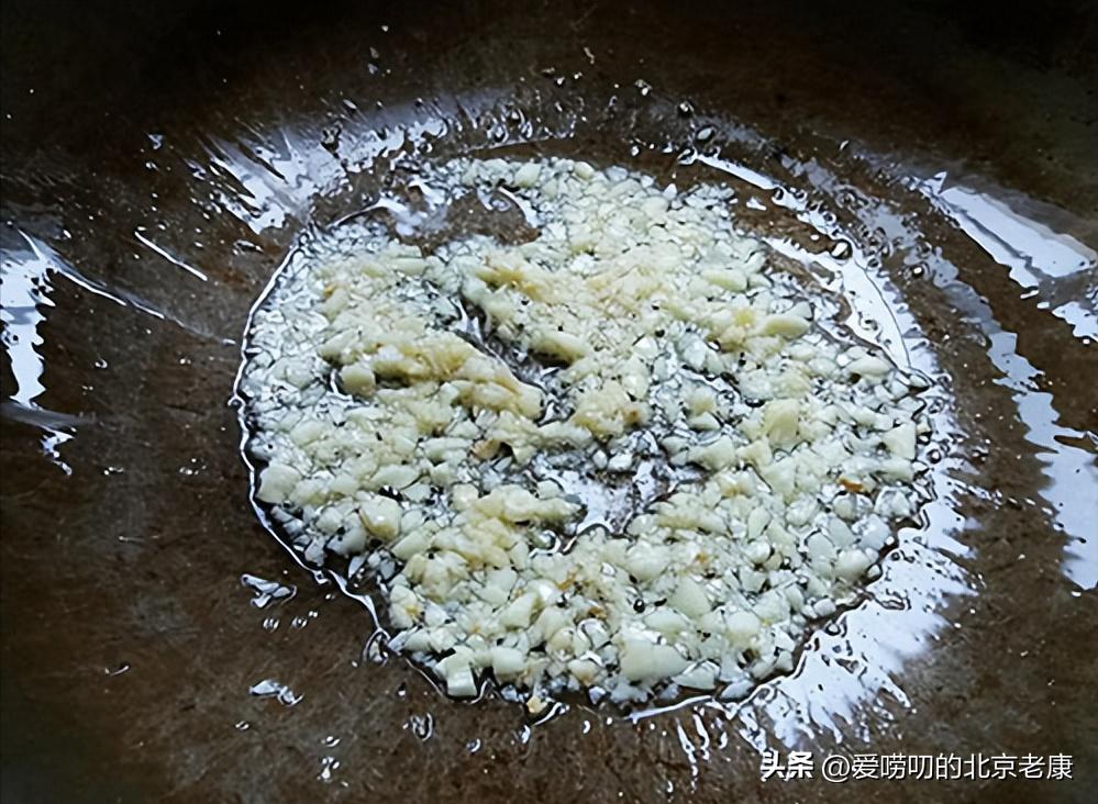 香辣娃娃菜配什么菜好吃,娃娃菜金针菇的做法香辣