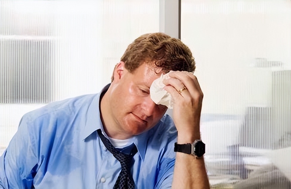 动不动就出汗晚上也出汗怎么治,易出汗出汗多是易瘦体质吗