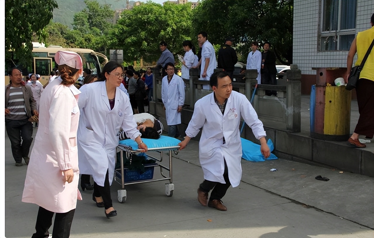 公务员男朋友职业排名,公务员择偶职业排名