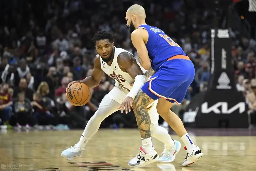 新赛季百大球星前五,篮网三巨头首秀打骑士回顾