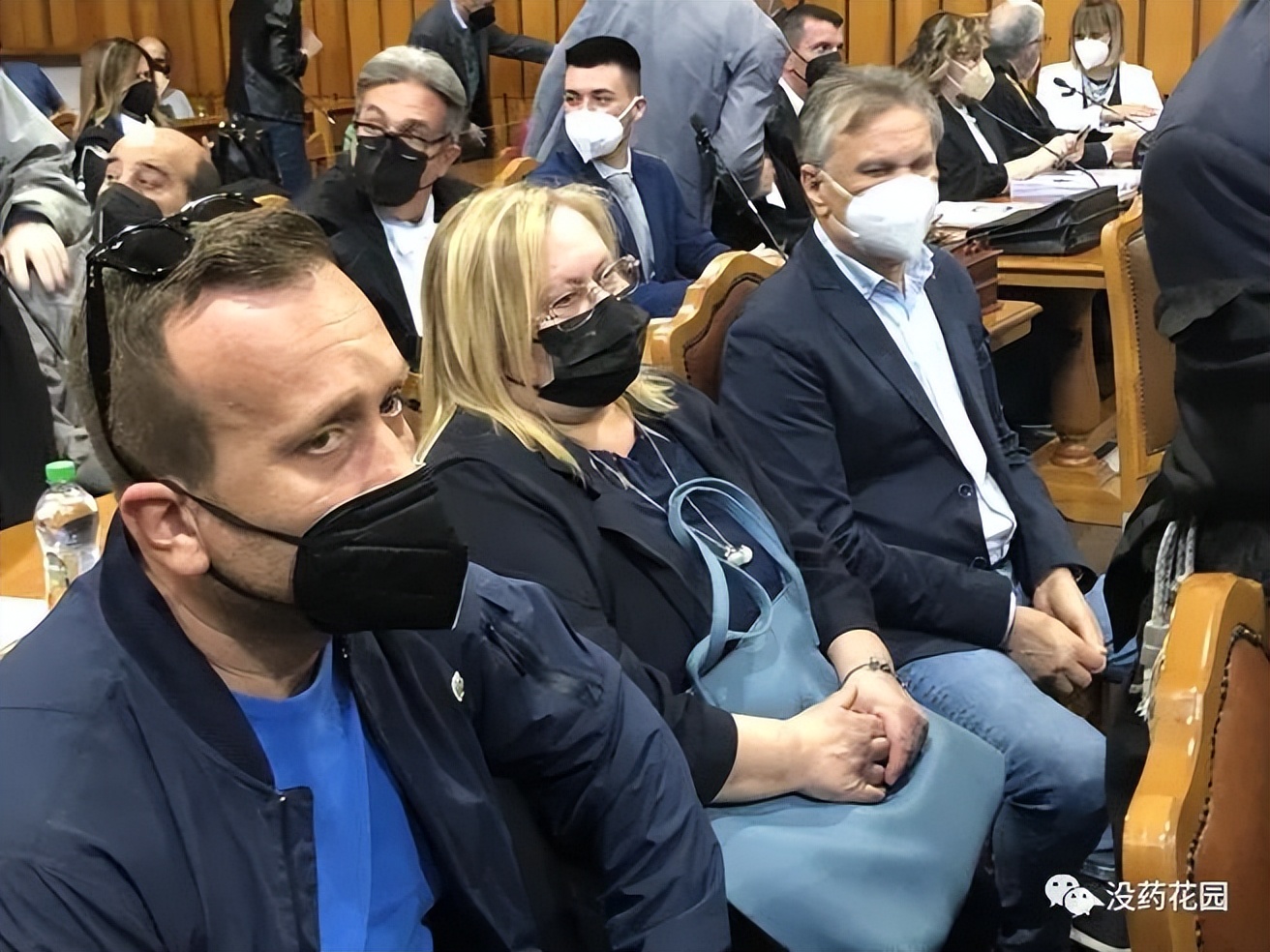 警察调查20年失踪的女子,花季少女失踪七年后发现被害