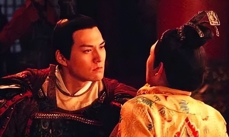 宋太祖青花瓷马桶,皇帝黄金马桶