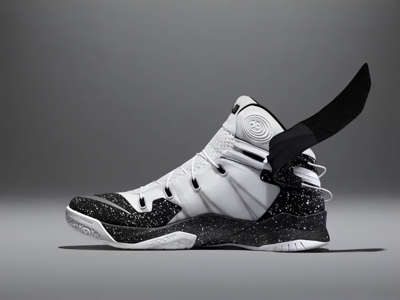 耐克刺绣女鞋aj1540,耐克女篮签名鞋