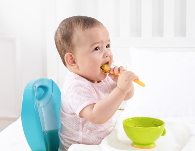 宝宝为什么喜欢吃纸和玩纸,宝宝喜欢吃纸和棉花怎么回事