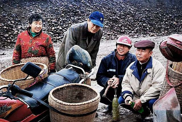 四川农民致富石,石头村村民很有钱