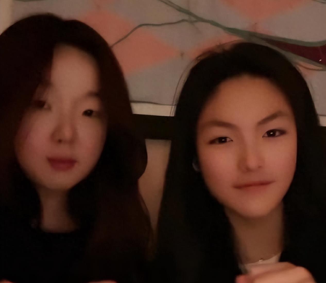 15岁王诗龄穿背带裙戴蕾丝手套,angela王诗龄喊angelababy