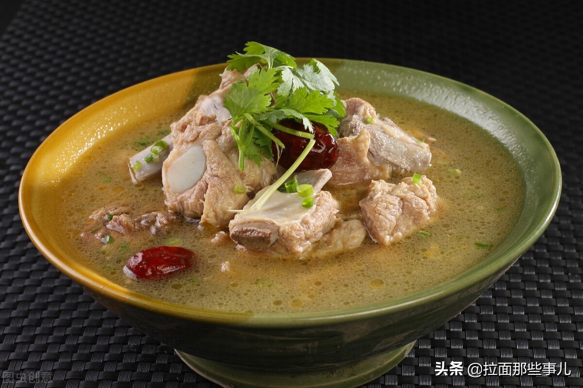 炖排骨时牢记三个调料不要放,多加1步排骨软烂无腥味