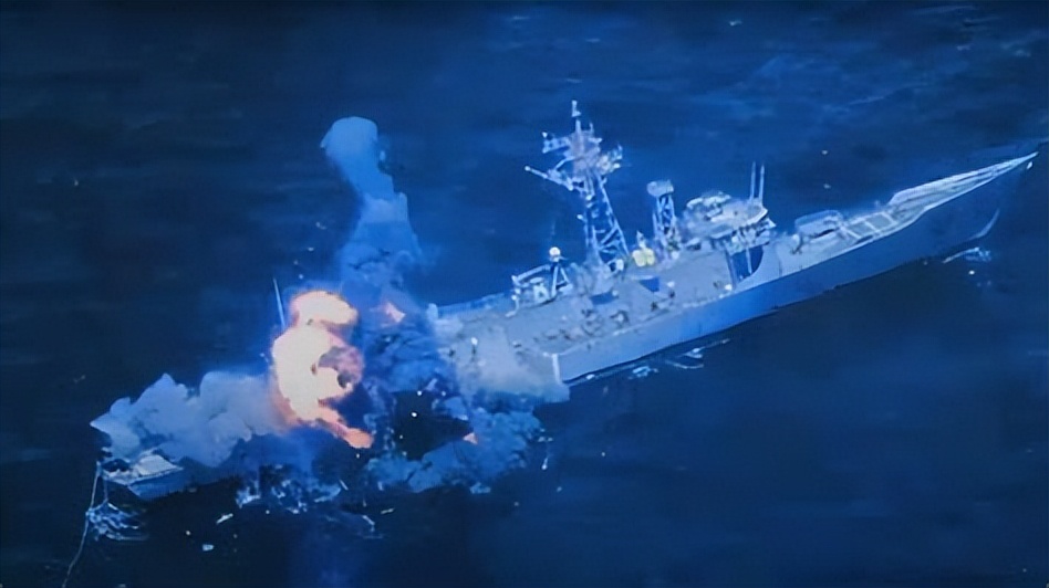 起底奇葩的台湾海军舰艇，大陆网友：看到台军这么流氓我就放心了