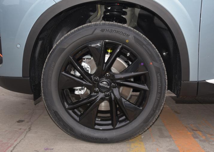 哈弗新款h6申报图新中网更时尚,全新哈弗h6原车升级全景影像