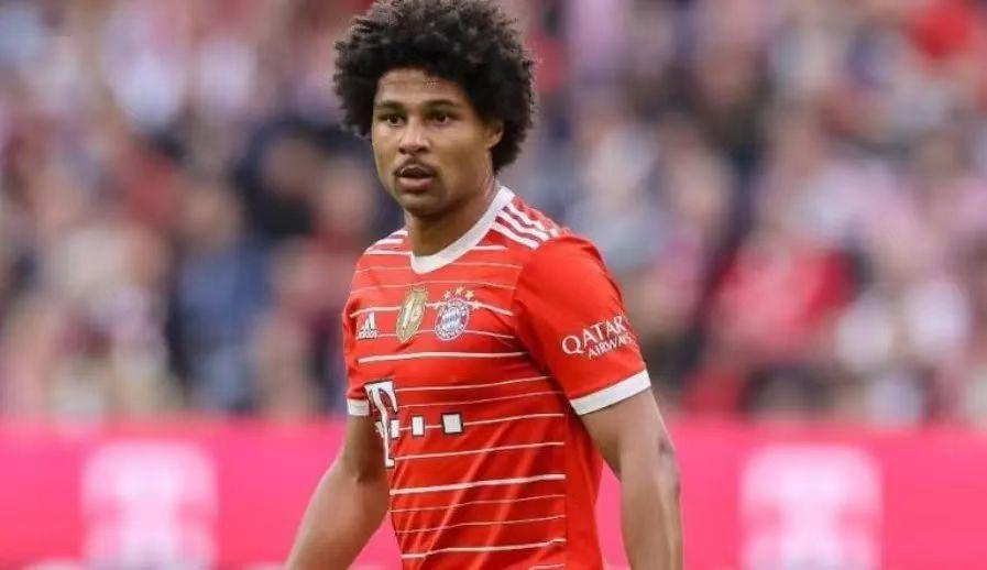 马内加入拜仁的表现,马内加盟拜仁慕尼黑是几号