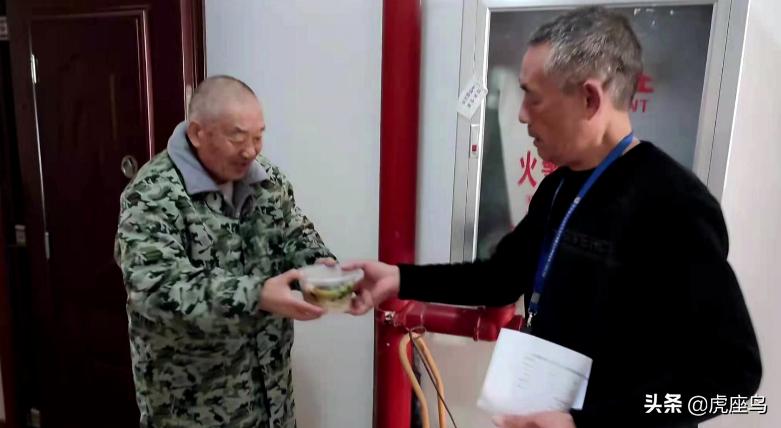 荆州|退休后，他更忙了