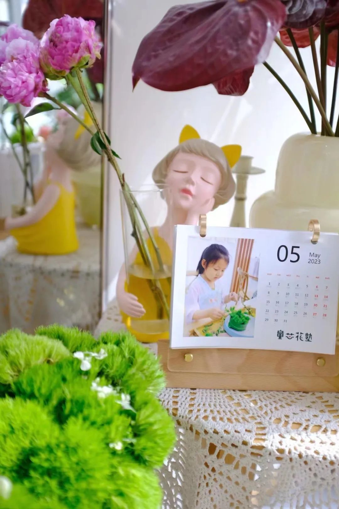 她是3个孩子的妈妈英语翻译,她是三个孩子的妈妈