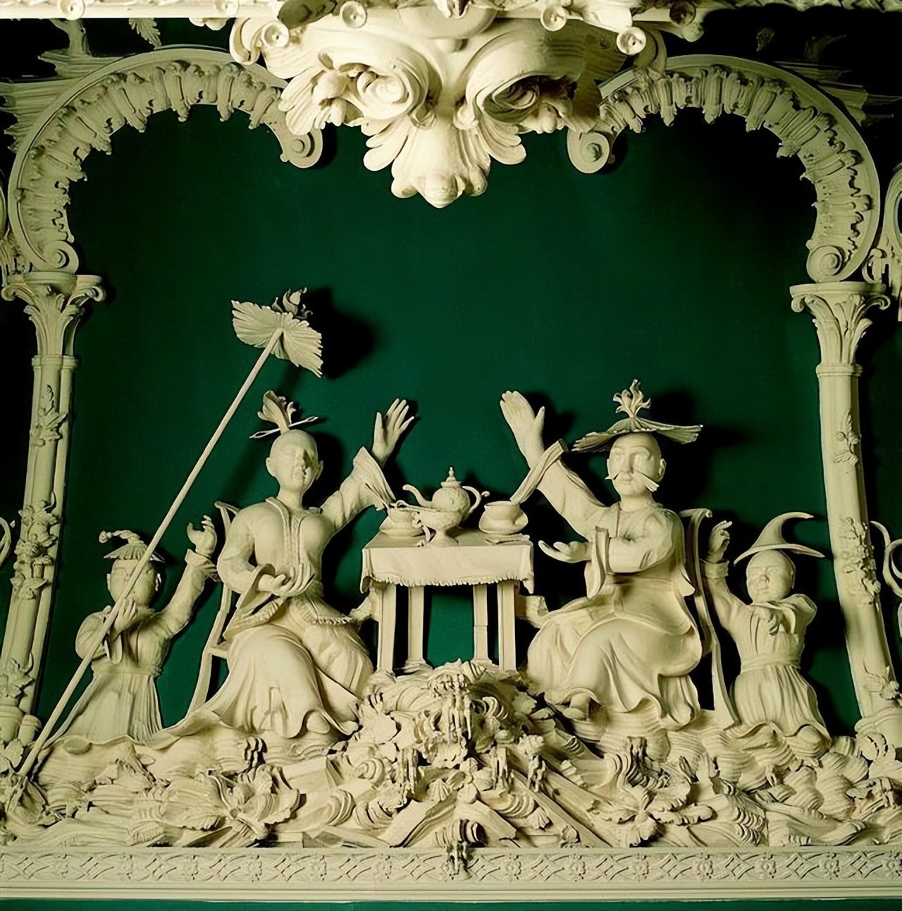 中世纪后期,英国女性消费者为何会受到谴责?