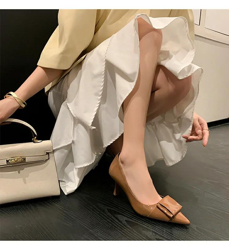 巴黎时装秀中国绿胶鞋,巴黎国际时装大赛