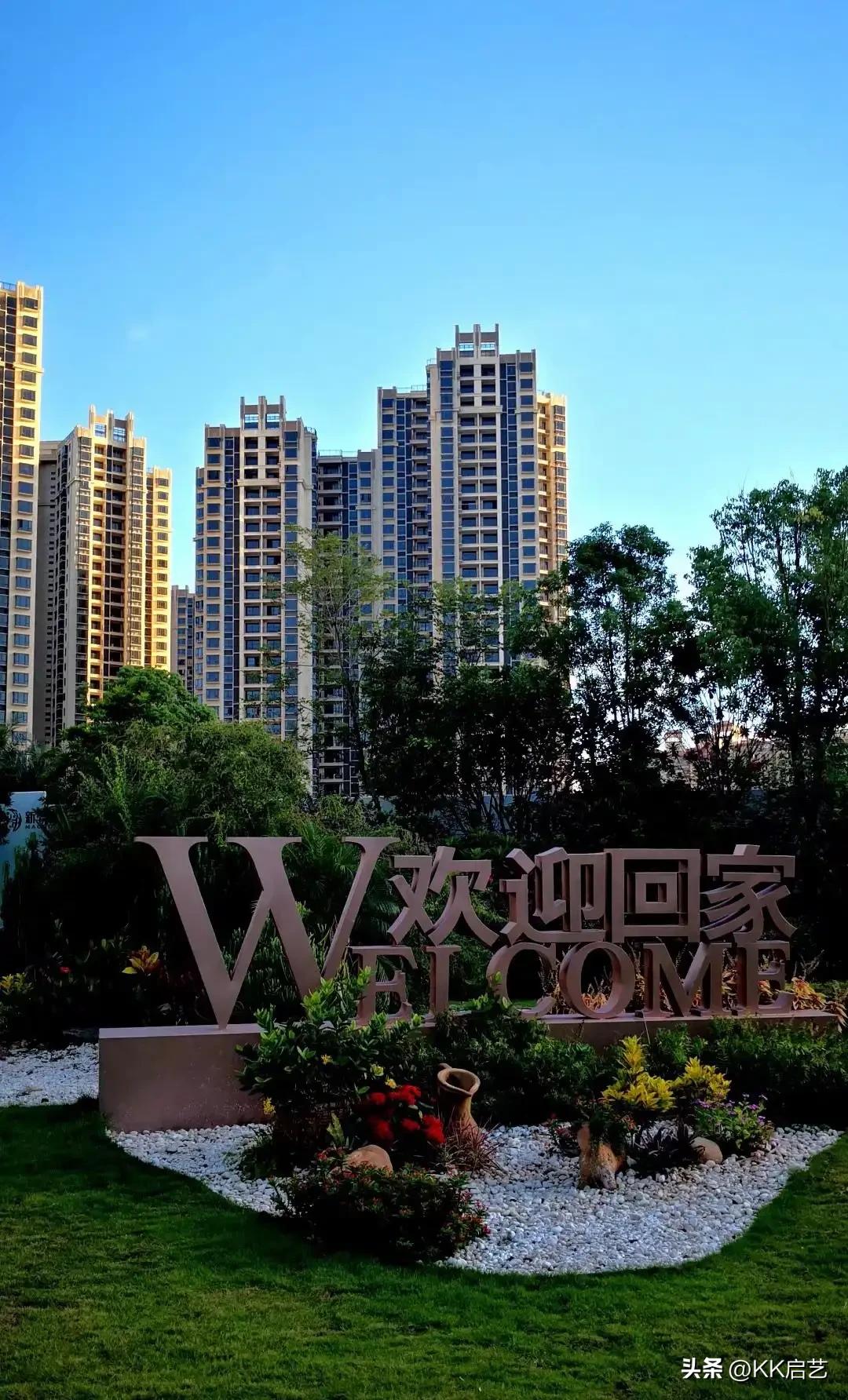 自己打着赤脚，却要笑话别*皮人**鞋上有灰