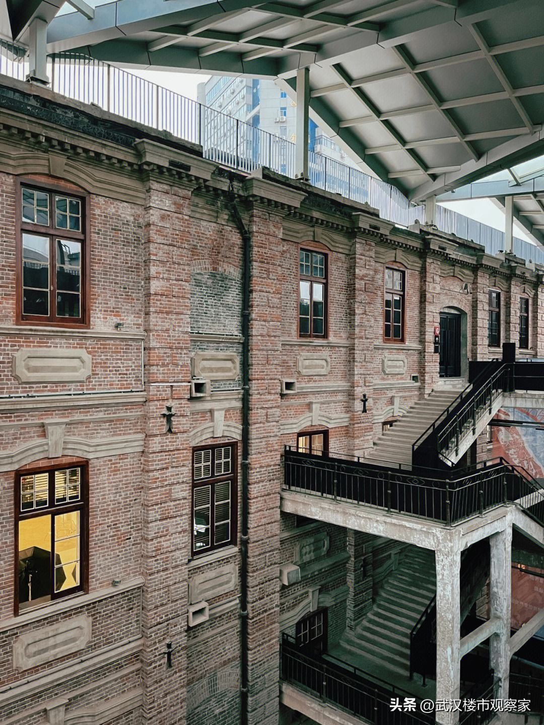 家乐福二七店闭店视频,光谷家乐福闭店现在由谁入驻