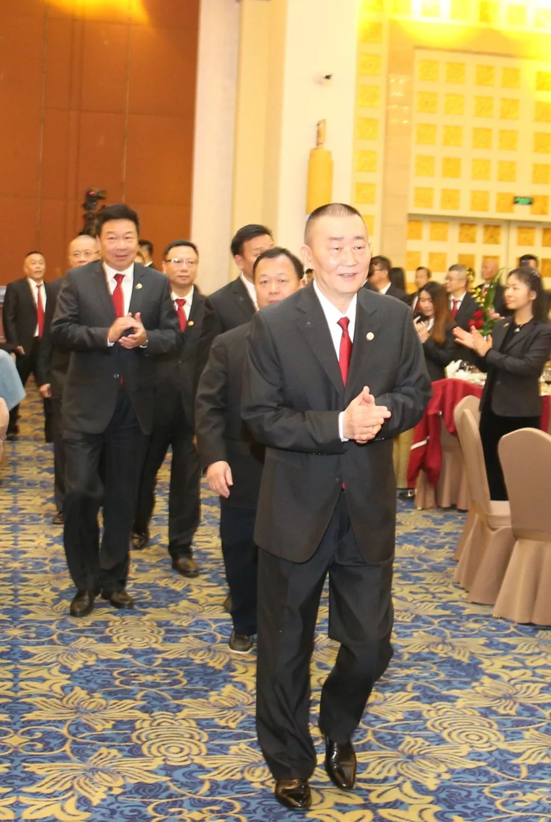 祖籍山东的湖北司机，辞职创出太阳神，30年前达10亿，如今咋样了