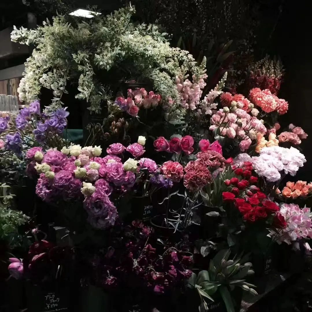 寮曢鑺辫壓娼祦鐨勫崄浜屽鑺卞簵,鏃ユ湰闈掑北鑺卞簵鍟嗕笟妯″紡