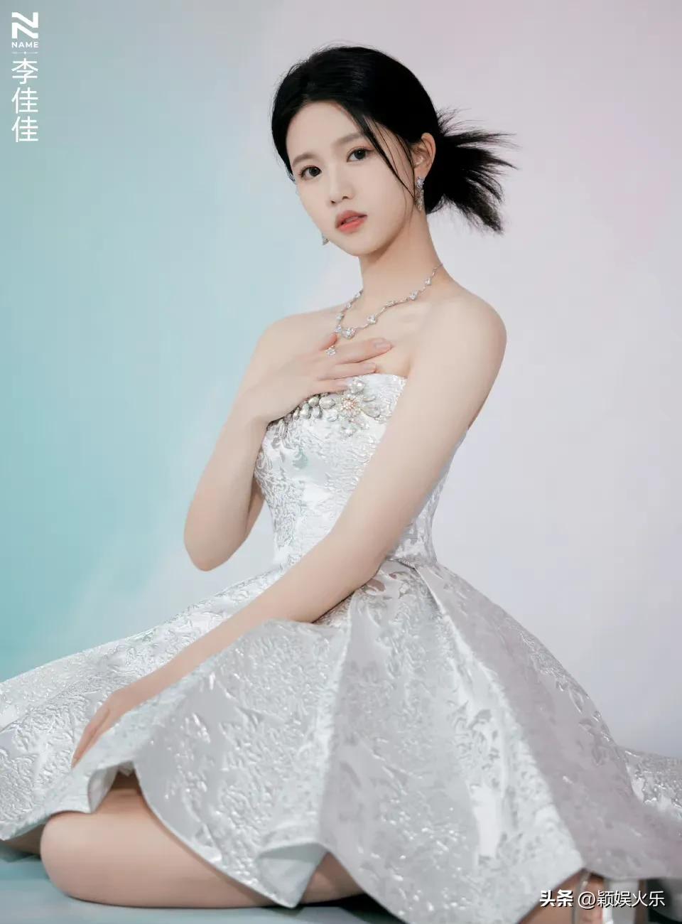 2022年度微博音乐盛典,众女星走红毯,明星高清壁纸