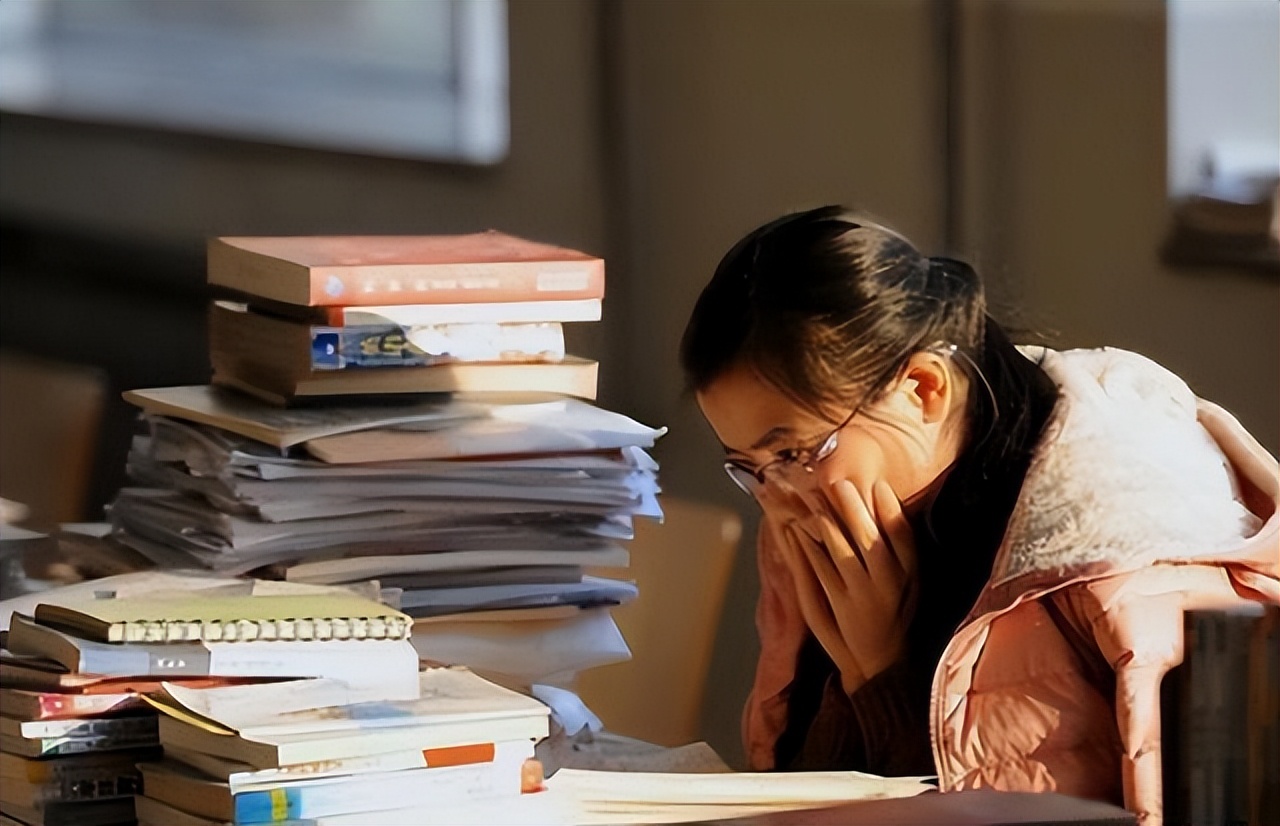 究竟应不应辞职考研？一位女大学生的经历，触动无数考研族的内心