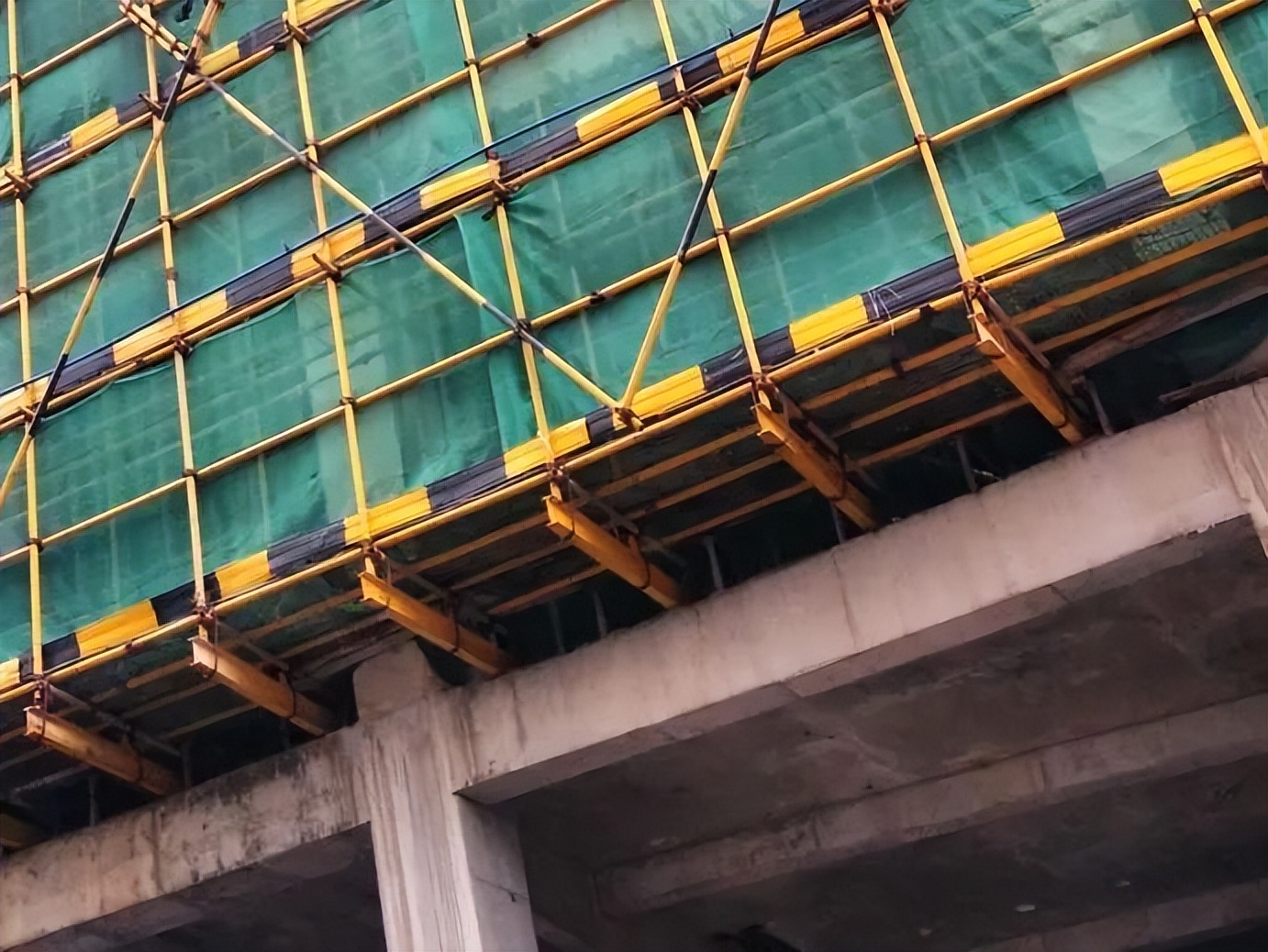 脚手架工程隐患识别图集,脚手架工程安全隐患图片讲解