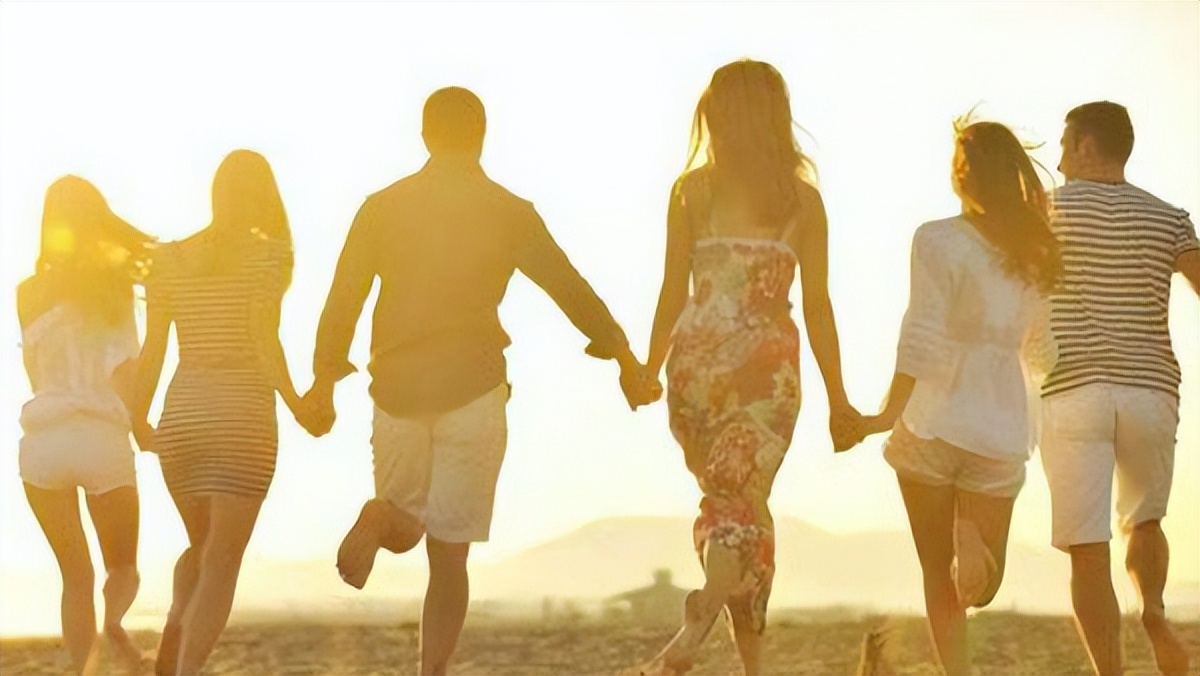 往别人伤口上撒盐的人心理,往别人伤口上撒盐的句子