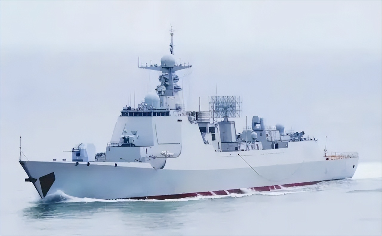 中国第2艘055万吨大驱已下水,003航母055大驱战力评价最新消息