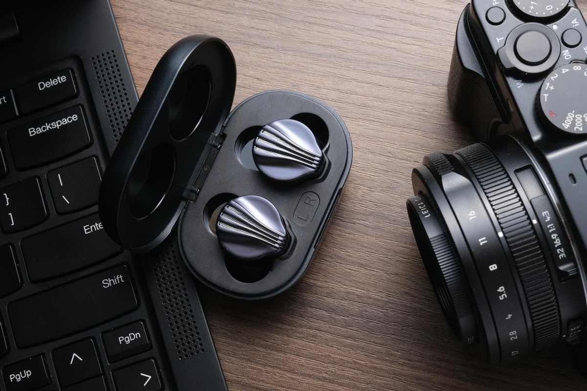 飞傲FW5真无线耳机,飞傲fw5对比达音科dtw1000h